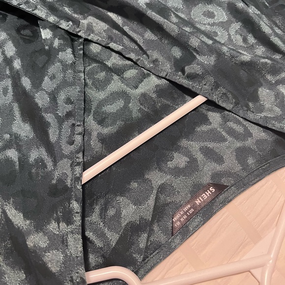 SHEIN metallic green leopard print dress - Picture 2 of 3